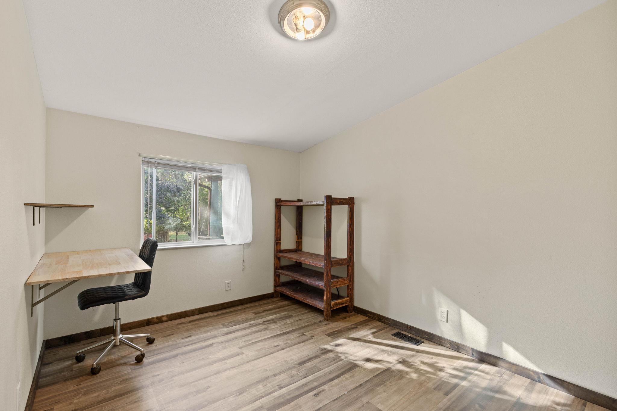 42204 North Darknell Road Elk, WA 99009 - Photo 19 of 41