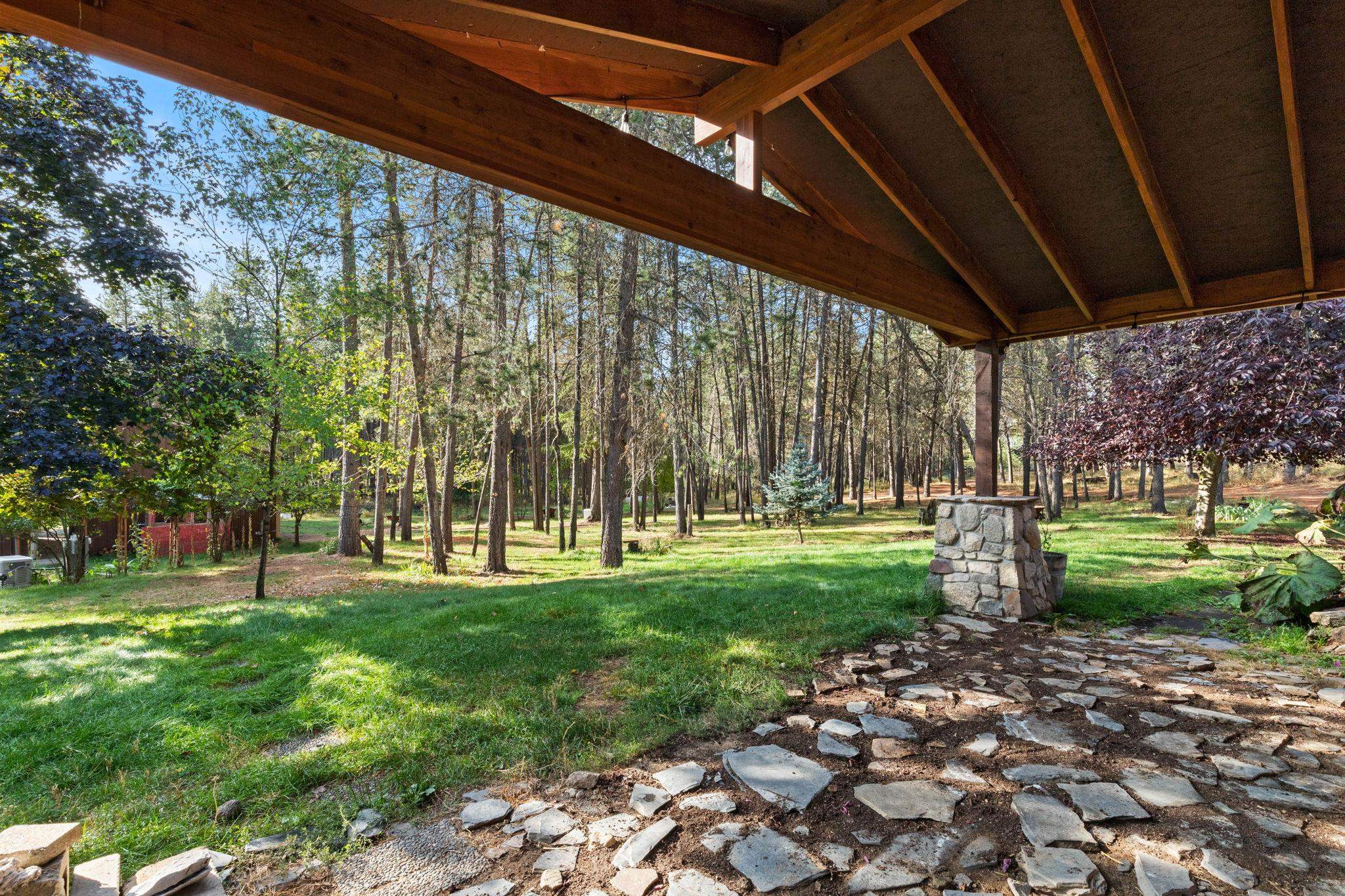 42204 North Darknell Road Elk, WA 99009 - Photo 3 of 41