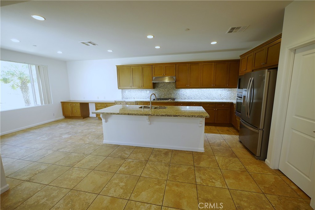 10926 Playa Del Sol Riverside, CA 92503 - Photo 12 of 20 Kitchen Island
