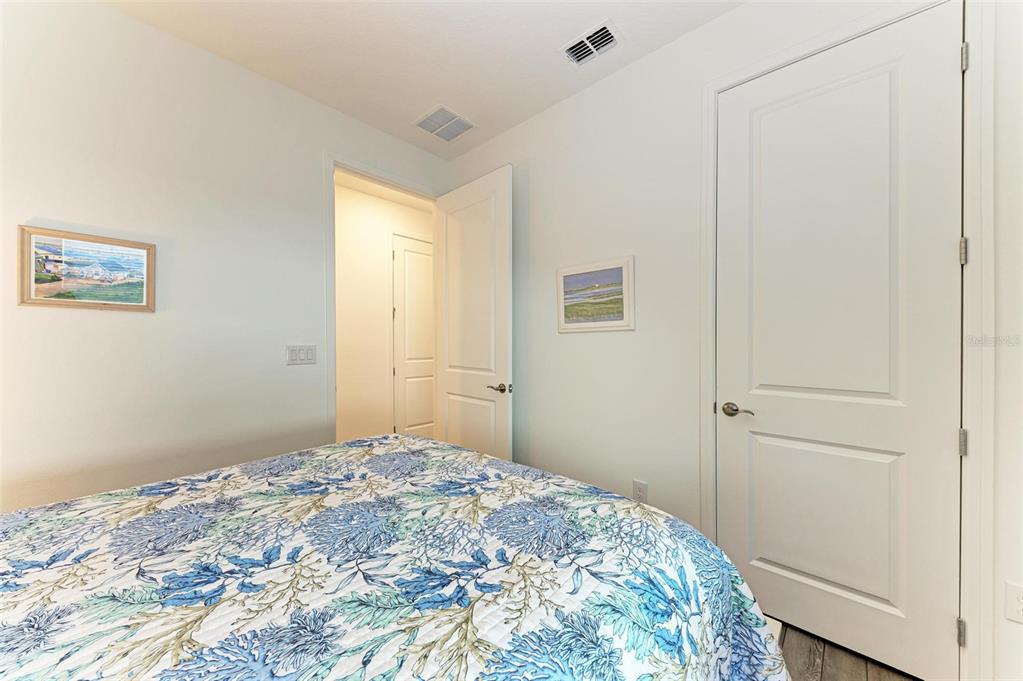 9272 Ballaster Pointe Loop Parrish, FL 34221 - Photo 32 of 79