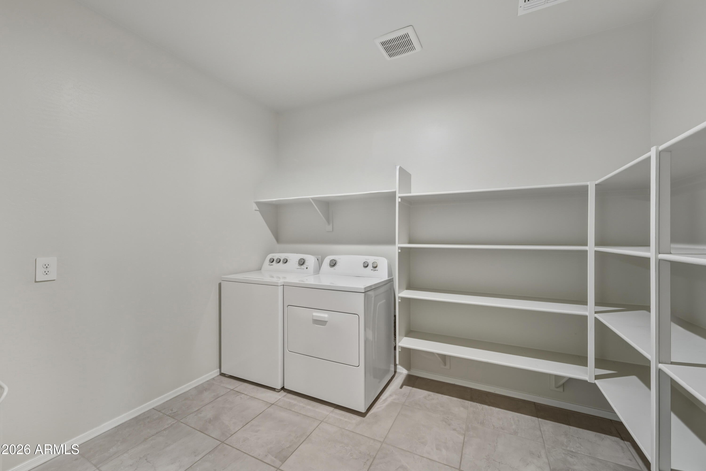 24136 Plow Road Florence, AZ 85132 - Photo 18 of 23 a utility room with dryer and washer