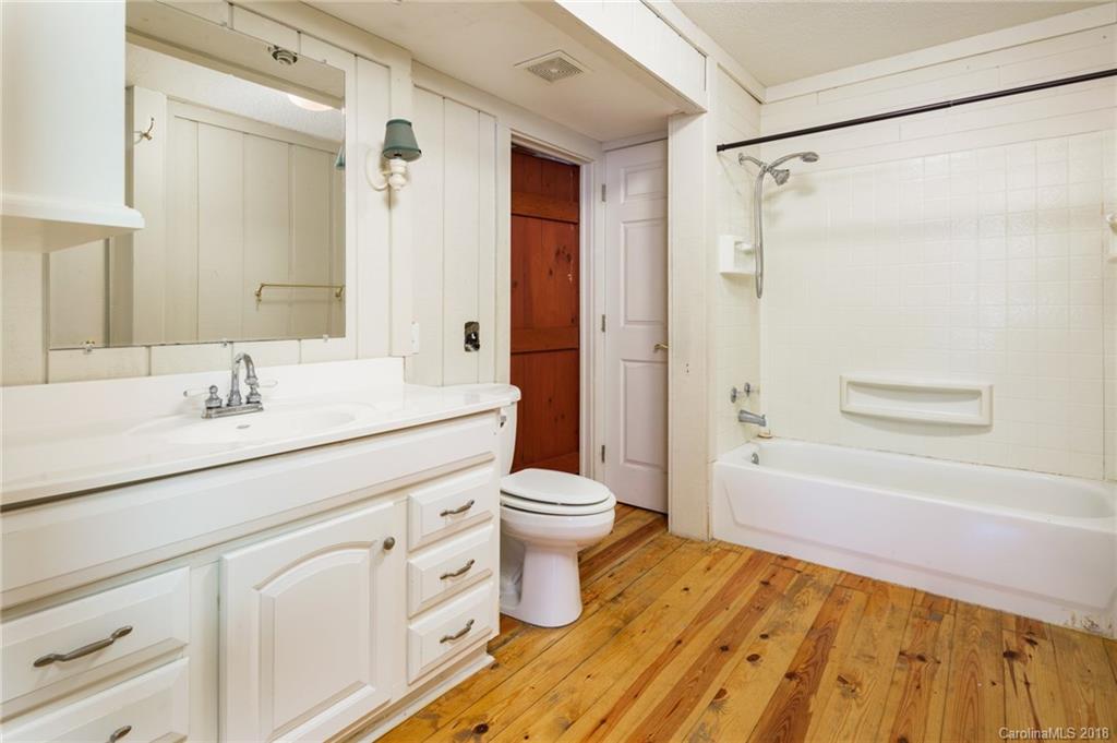 742 Calhoun Trail Rutherfordton, NC 28139 - Photo 11 of 36 Gallery Image 11