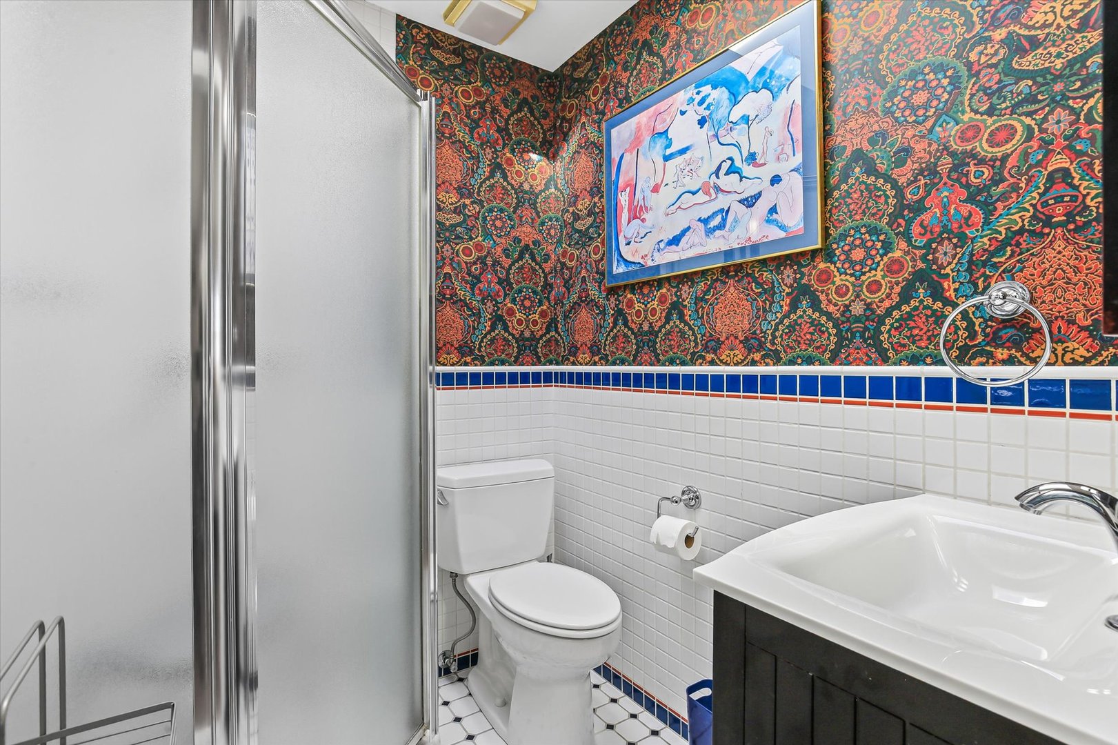 201 Ellis Avenue Normal, IL 61761 - Photo 17 of 28 a bathroom with a toilet and a sink