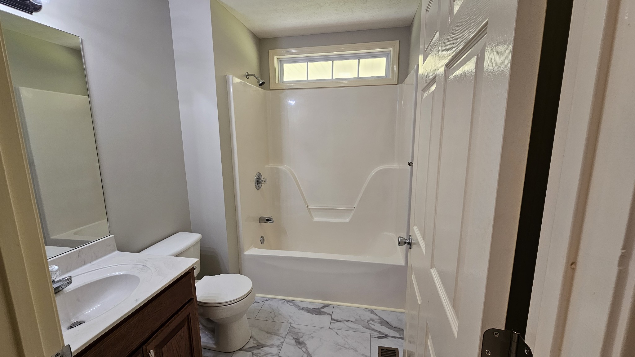 10985 Missionary Ridge Road Bon Aqua, TN 37025 - Photo 39 of 43 a bathroom with a sink toilet and shower