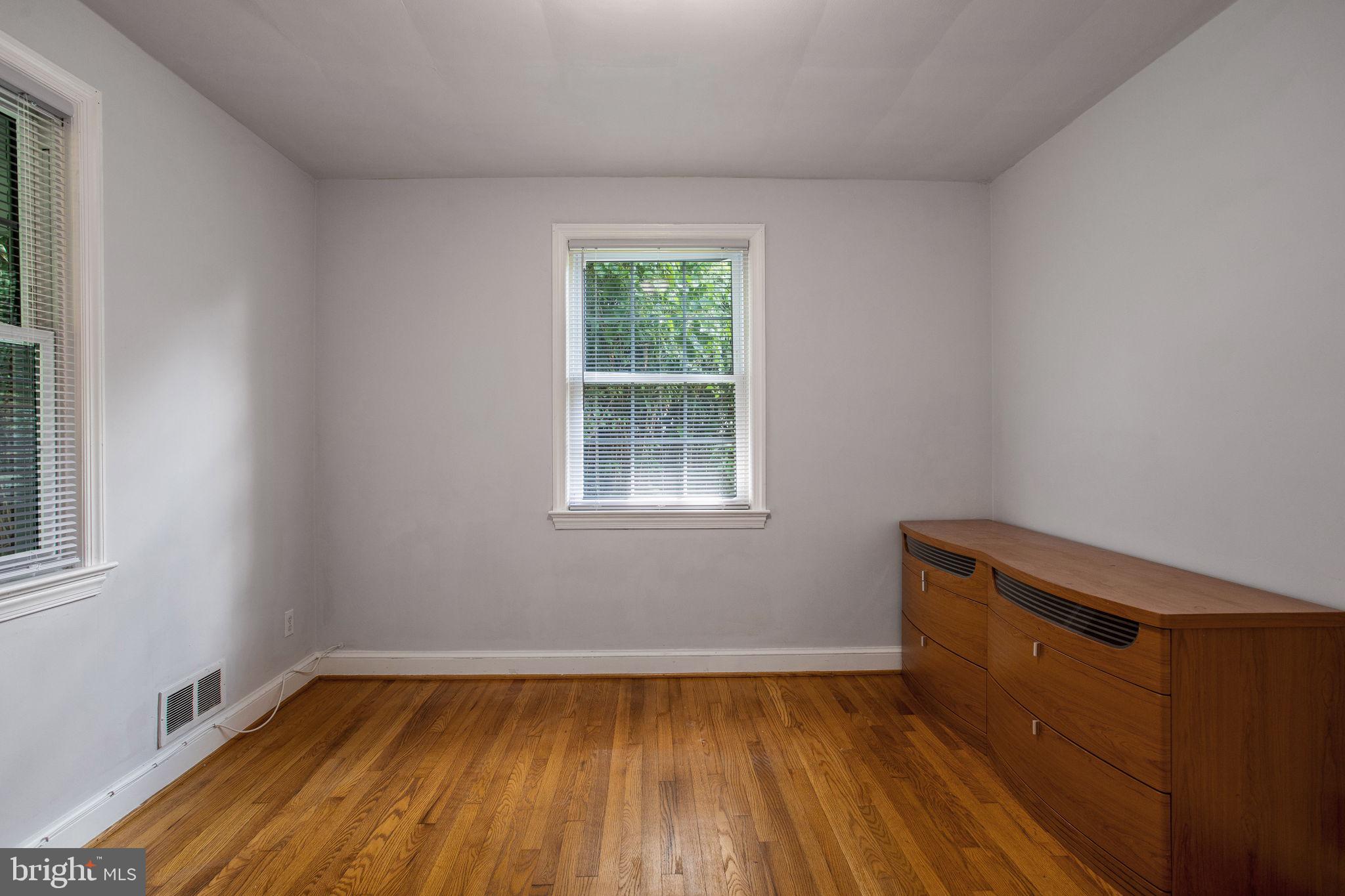 10011 Reddick Drive Silver Spring, MD 20901 - Photo 25 of 36