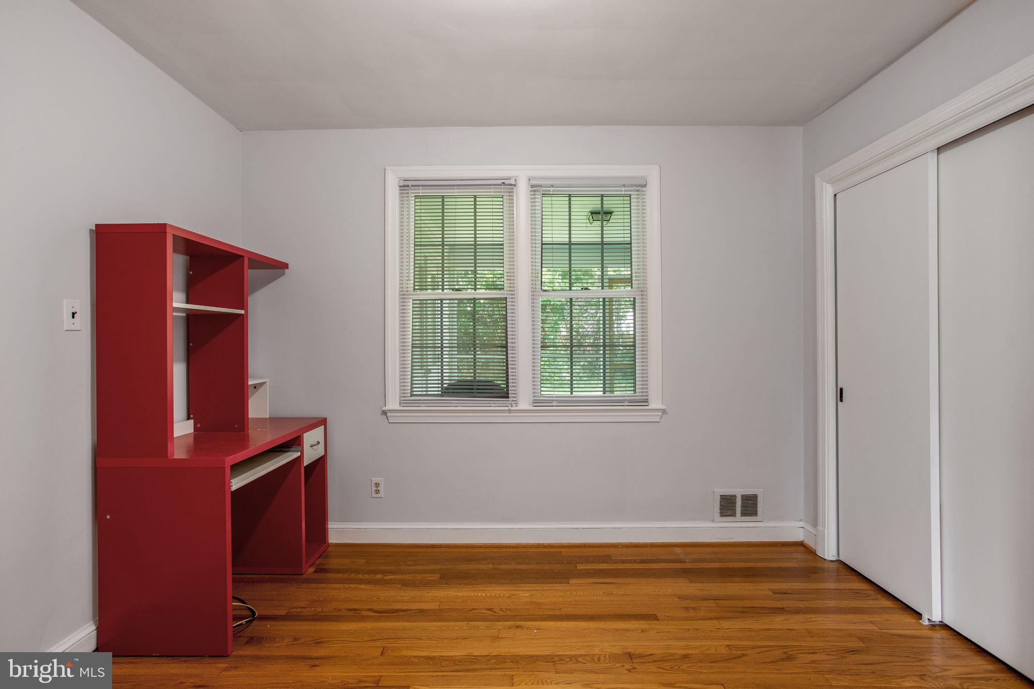 10011 Reddick Drive Silver Spring, MD 20901 - Photo 26 of 36