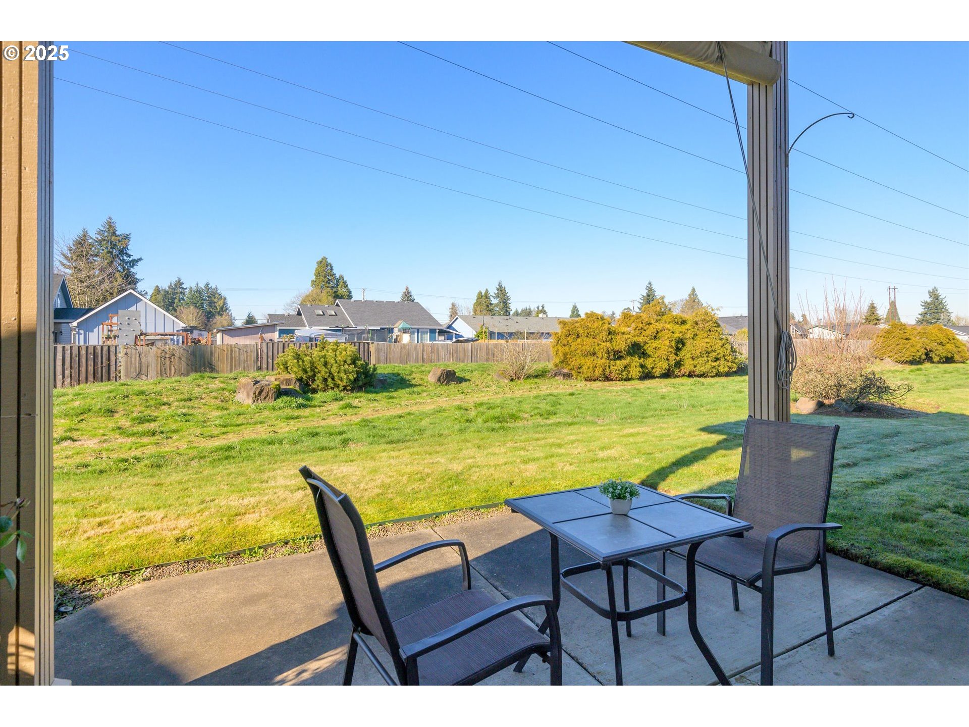 4055 Royal Avenue, Unit 8 Eugene, OR 97402 - Photo 32 of 33 Yard