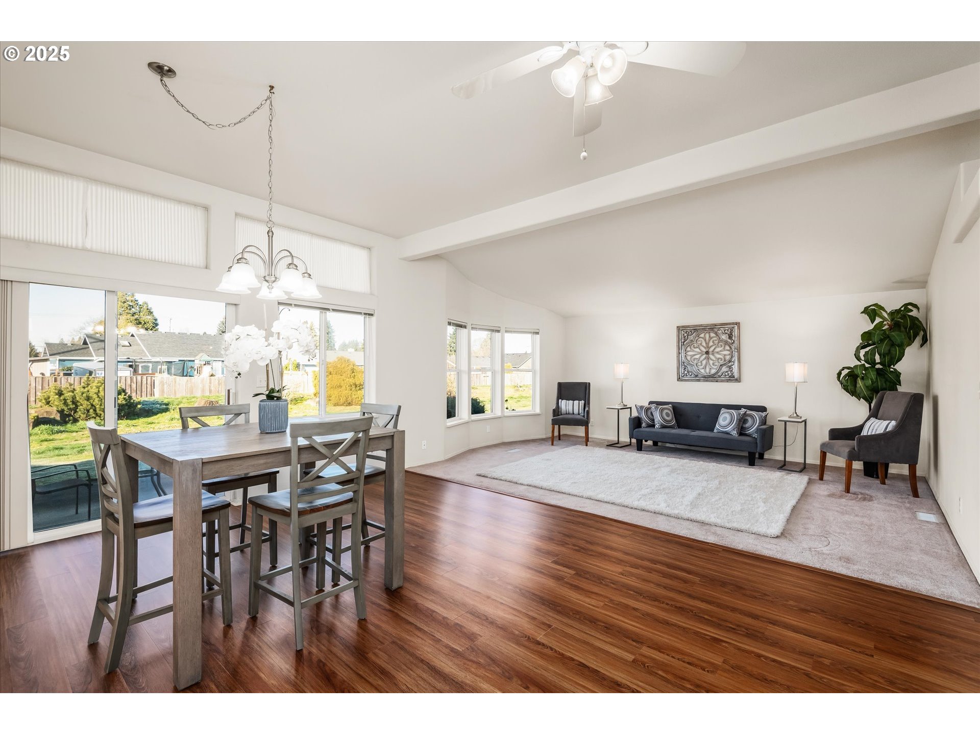 4055 Royal Avenue, Unit 8 Eugene, OR 97402 - Photo 9 of 33 Living Room/Dining Room