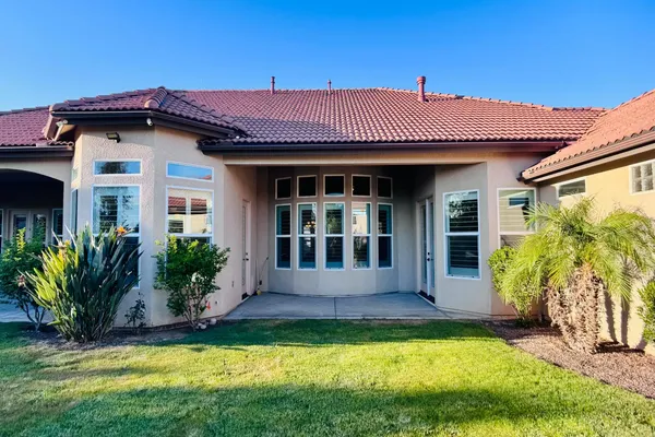 $1,025,000 | 2770 Muncie Avenue, Clovis, CA 93619