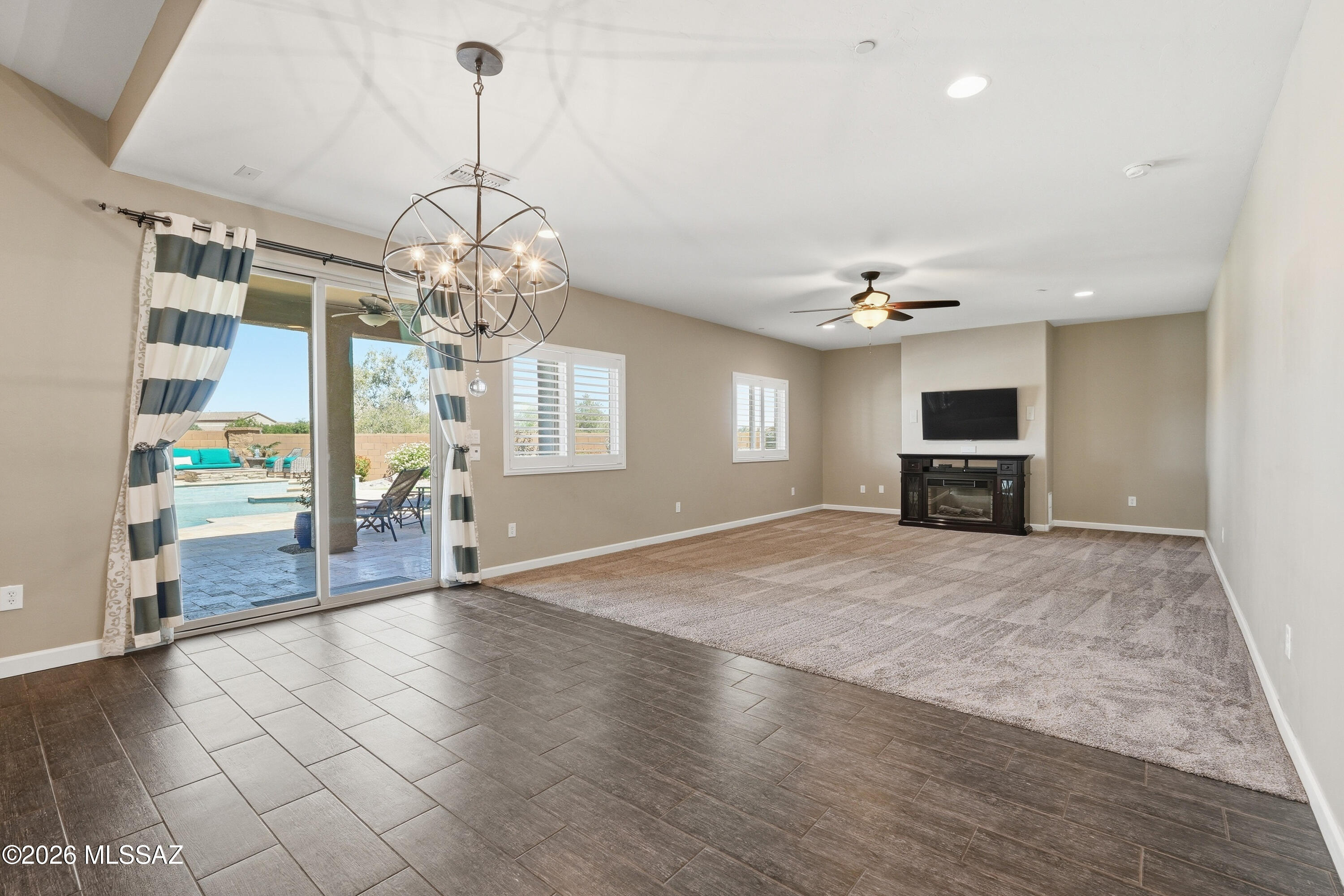 8910 West Irongate Road Marana, AZ 85653 - Photo 9 of 47 8910 (1)