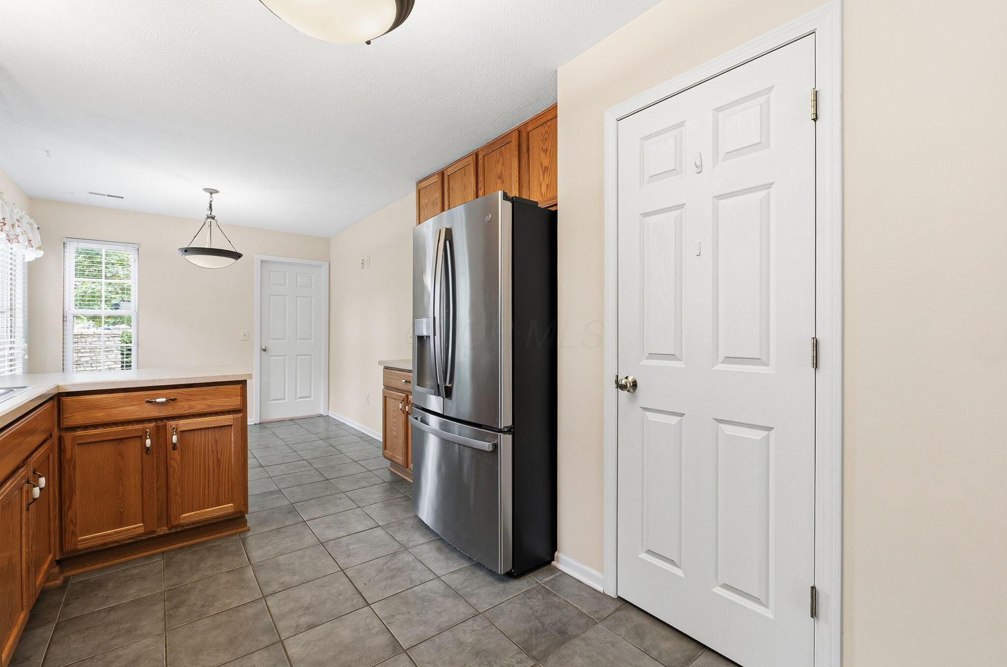 5183 Baker Ridge Drive Columbus, OH 43228 - Photo 14 of 39