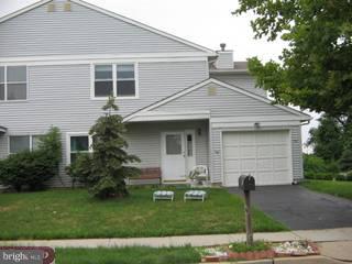 52 Pebble Road East Windsor, NJ 08520 - Photo 1 of 4
