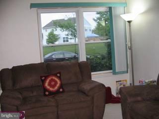 52 Pebble Road East Windsor, NJ 08520 - Photo 2 of 4