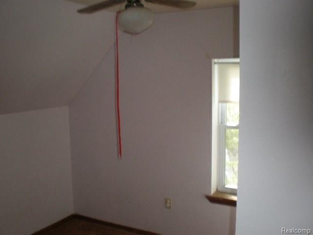 3353 Kilgore Road Croswell, MI 48422 - Photo 16 of 17 P9180082.jpg