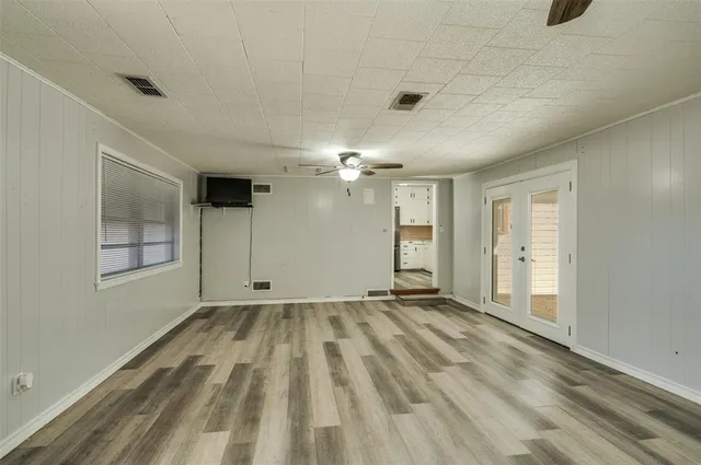 $135,000 | 400 South Bailey Street, Electra, TX 76360