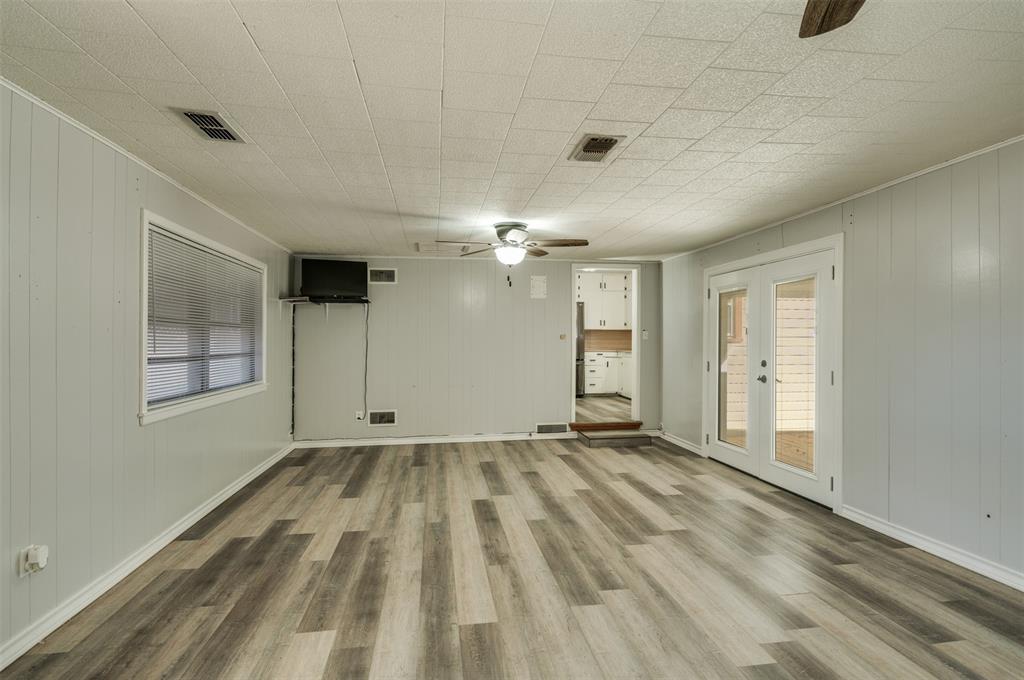 400 South Bailey Street Electra, TX 76360 - Photo 16 of 36 a view of an empty room with a window