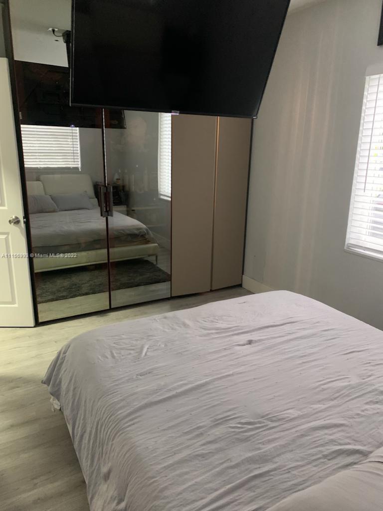 7390 Southwest 19th Street Road Miami, FL 33155 - Photo 5 of 14 Gallery Image 5