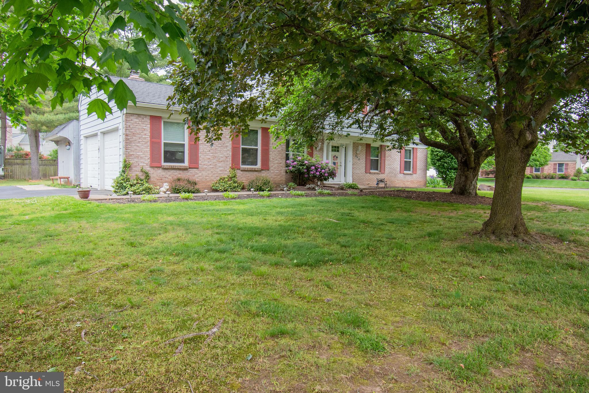 342 Michael Road Yardley, PA 19067 - Photo 3 of 40 Gallery Image 3