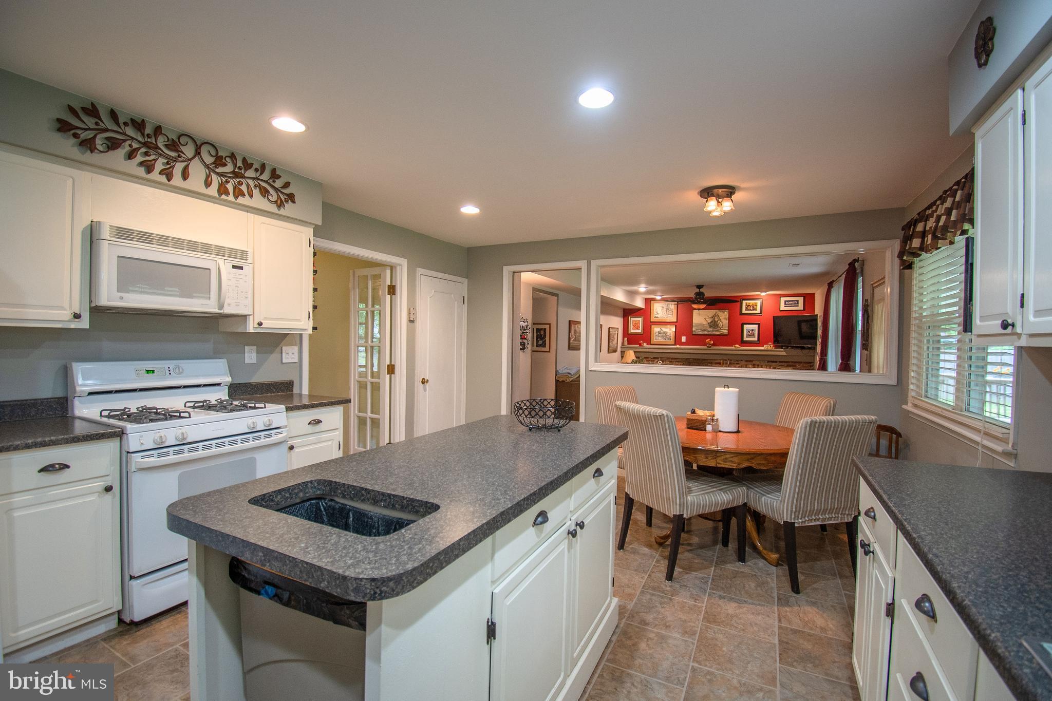 342 Michael Road Yardley, PA 19067 - Photo 8 of 40 Gallery Image 8