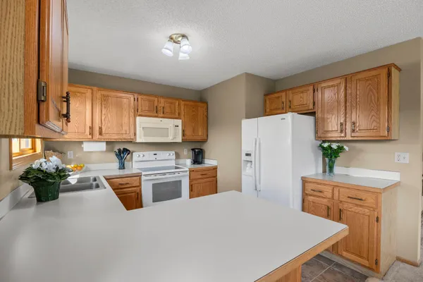 $210,000 | 5445 Orleans Lane North, Unit 1, Plymouth, MN 55442