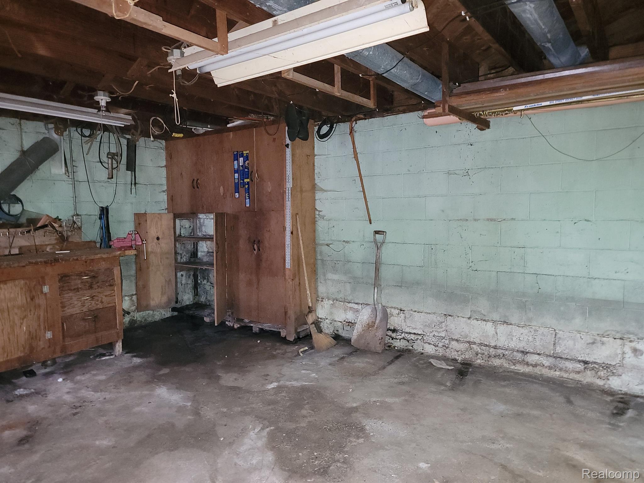 6921 Kelly Road Yale, MI 48097 - Photo 20 of 21 Gallery Image 20