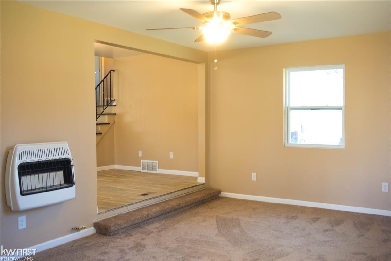 9086 Carpenter Road Flushing, MI 48433 - Photo 5 of 10