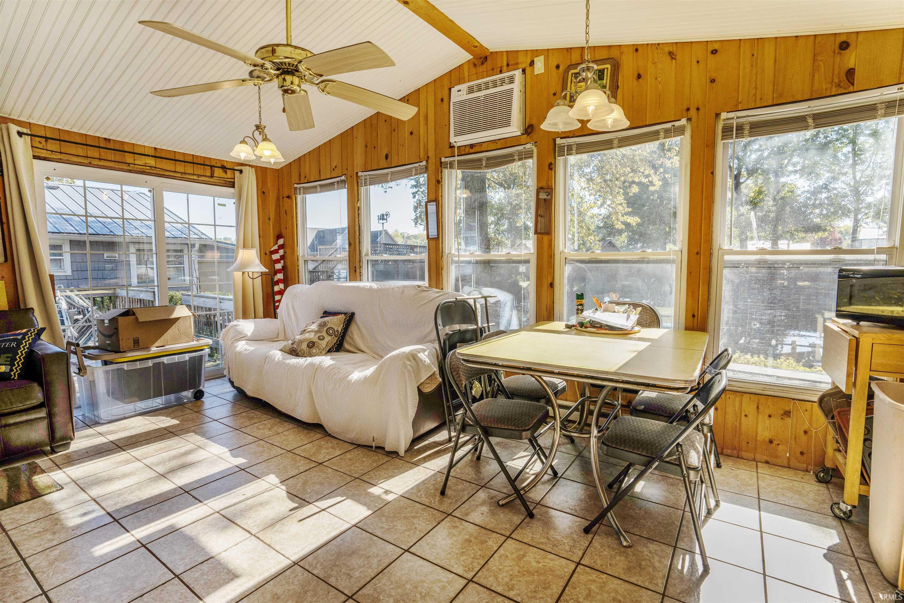 5784 Golden Hills Road Monticello, IN 47960 - Photo 3 of 12 Gallery Image 3