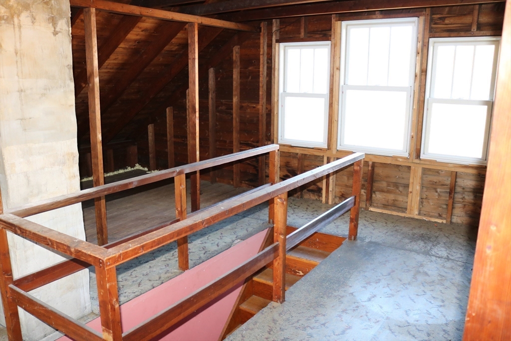 14 Abbott Road Gloucester, MA 01930 - Photo 15 of 19 Gallery Image 15