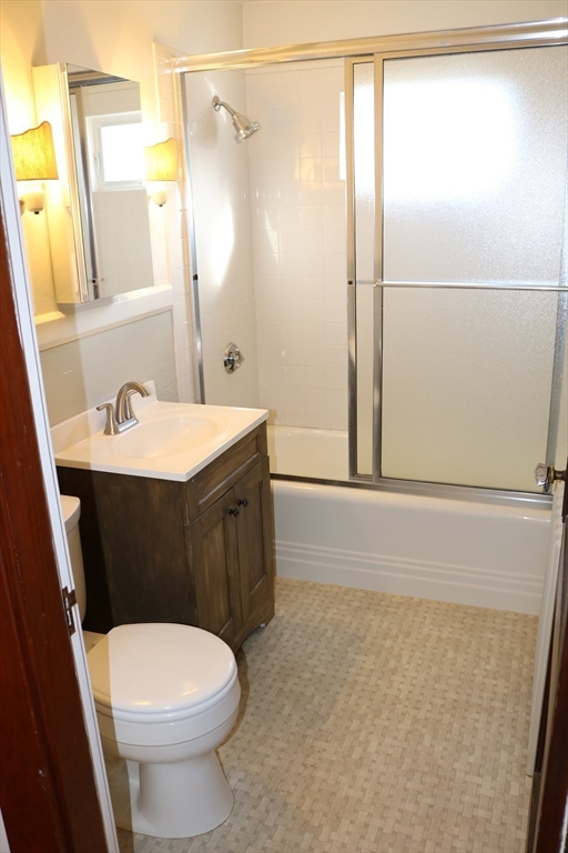14 Abbott Road Gloucester, MA 01930 - Photo 9 of 19 Gallery Image 9