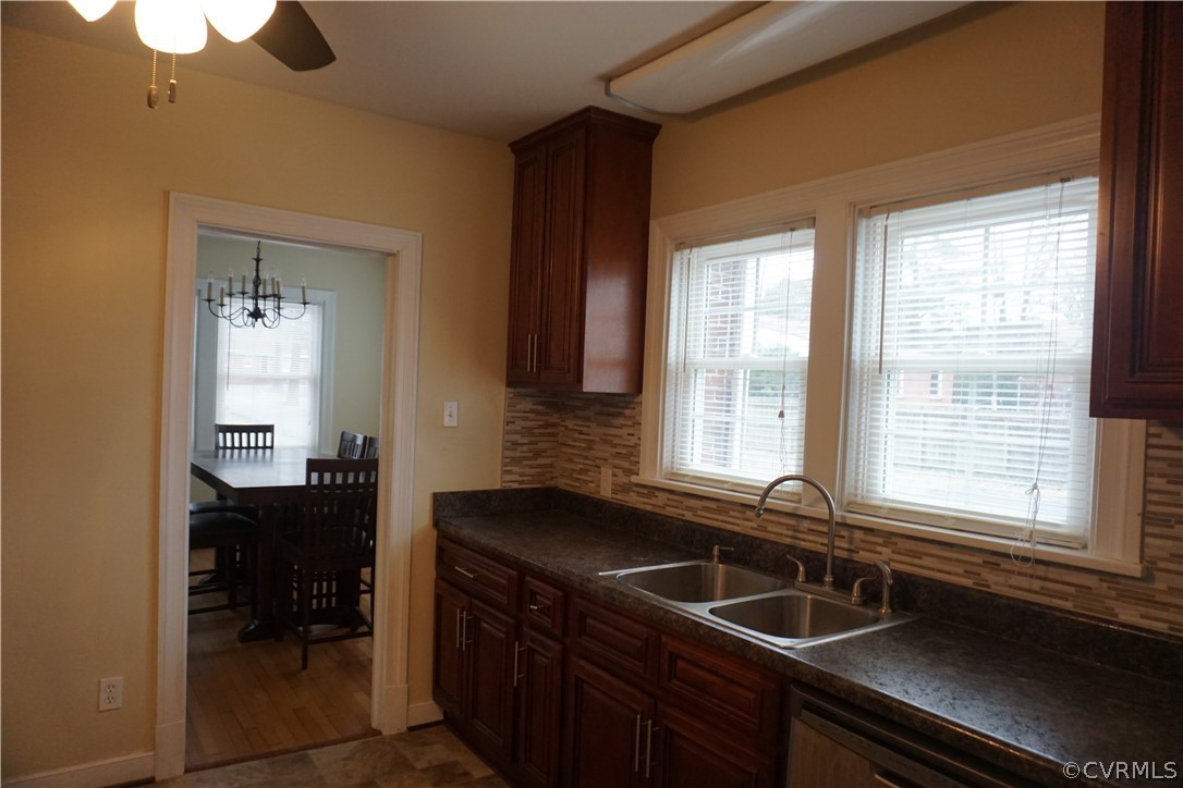 2228 Hey Road Richmond, VA 23224 - Photo 3 of 20 Gallery Image 3