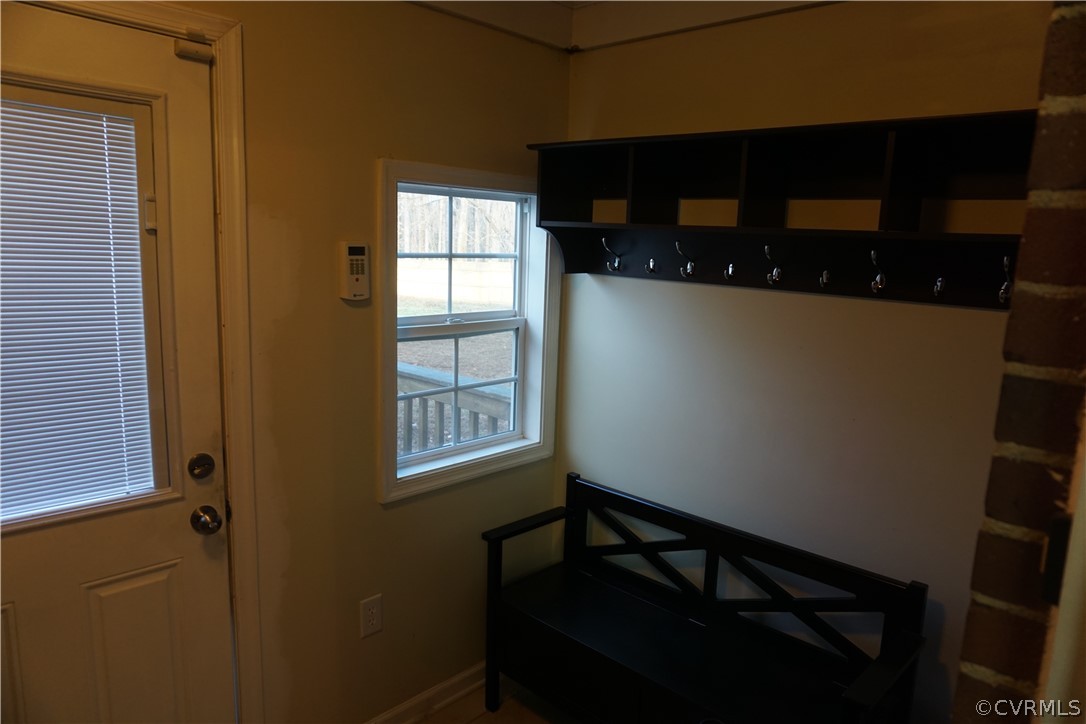 2228 Hey Road Richmond, VA 23224 - Photo 7 of 20 Gallery Image 7