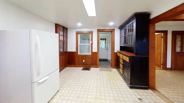 $259,900 | 21 Ledge Road, Lyndon, VT 05851