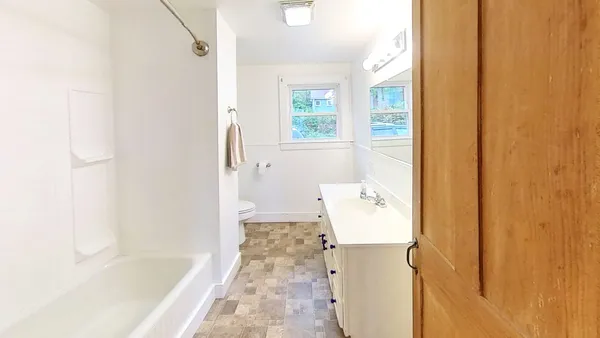 $259,900 | 21 Ledge Road, Lyndon, VT 05851