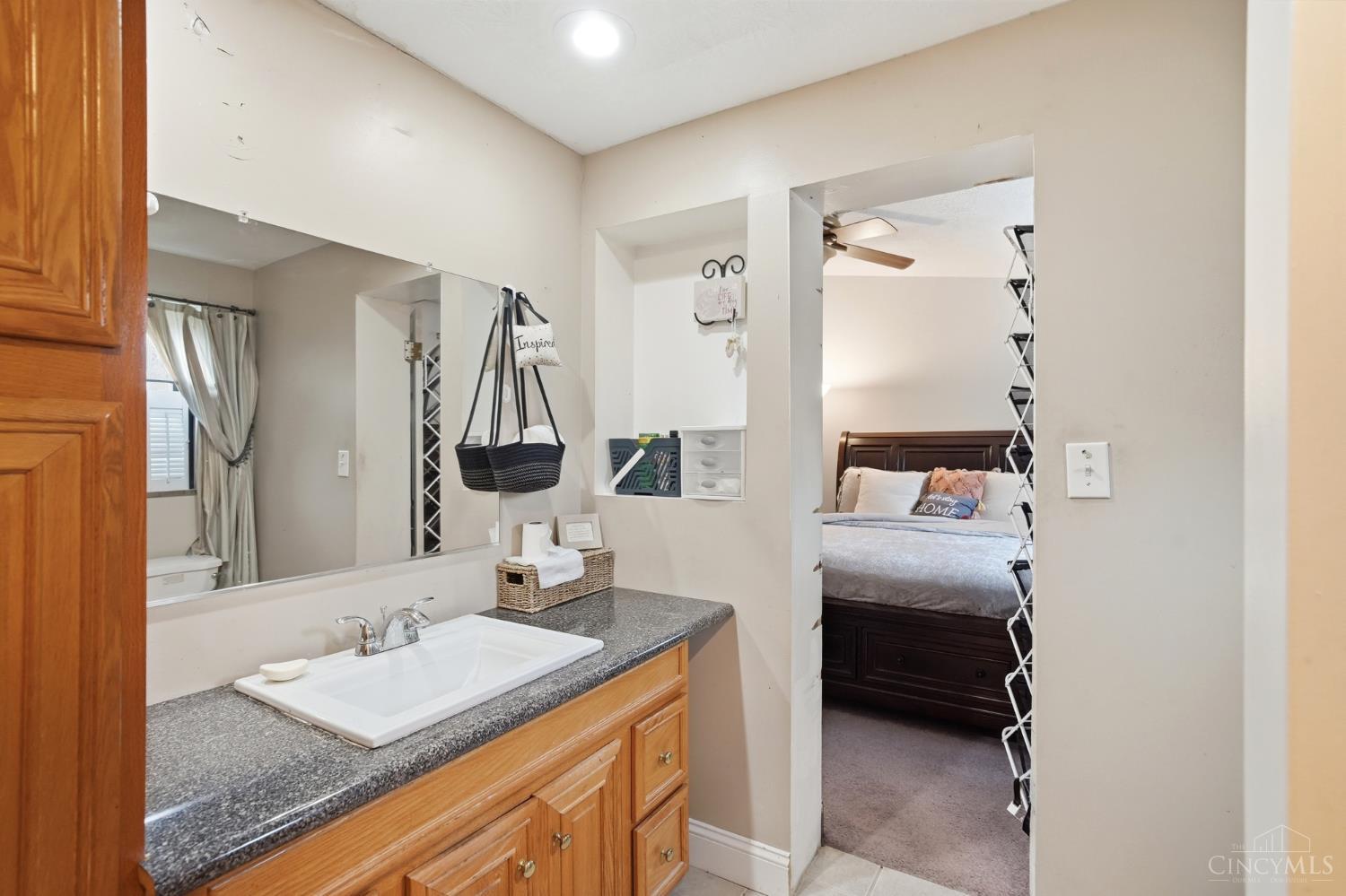 8084 Stillwell Road Cincinnati, OH 45237 - Photo 16 of 53