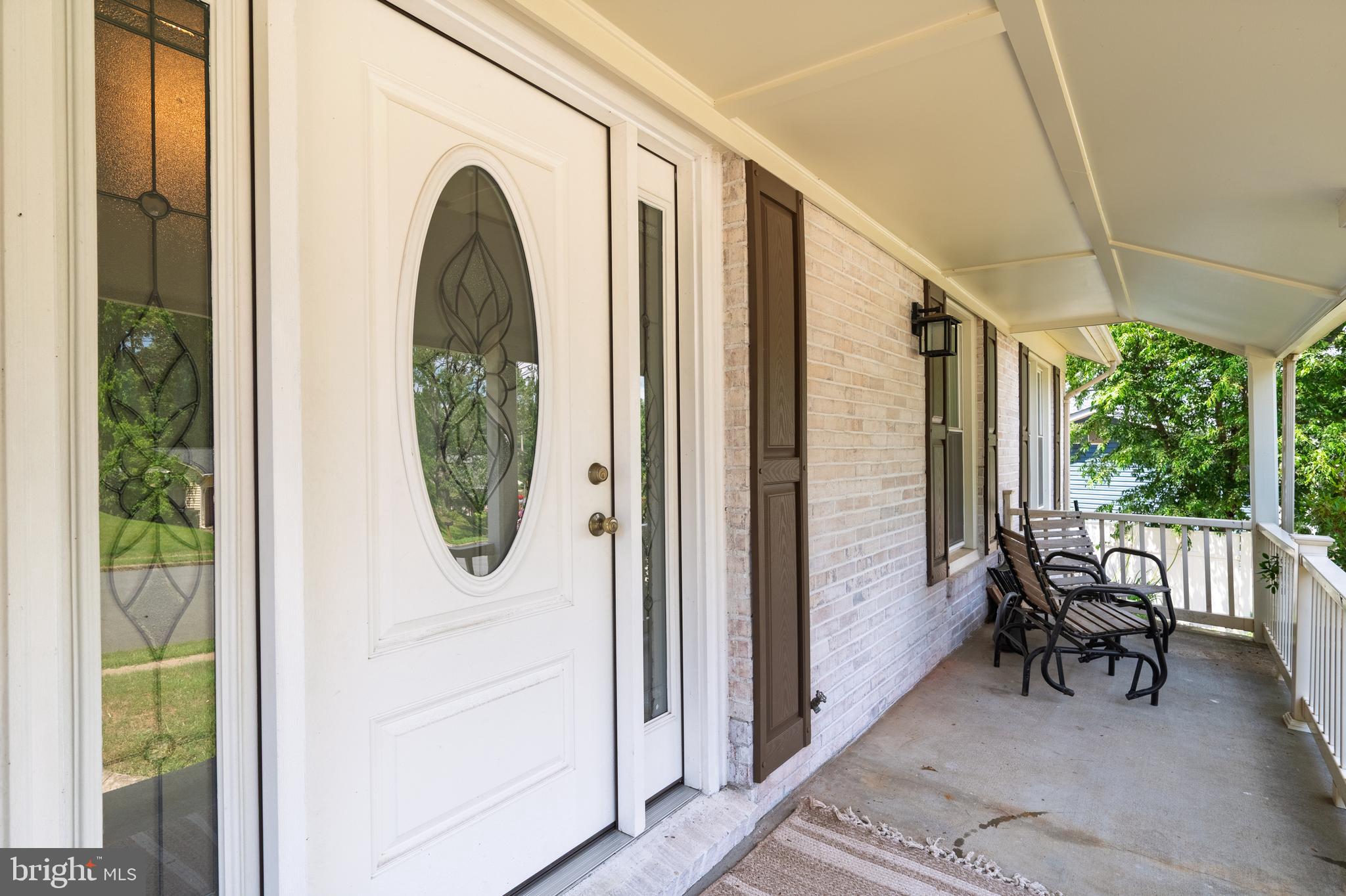 13008 Sturbridge Road Woodbridge, VA 22192 - Photo 5 of 25