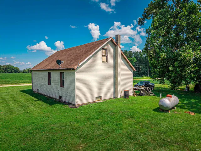 $299,900 | 12691 Point Road, Mount Vernon, IN 47620
