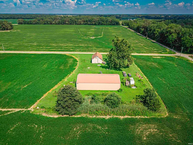 $299,900 | 12691 Point Road, Mount Vernon, IN 47620