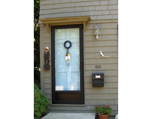 265 Gannett Road Scituate, MA 02066 - Photo 9 of 14 Gallery Image 9