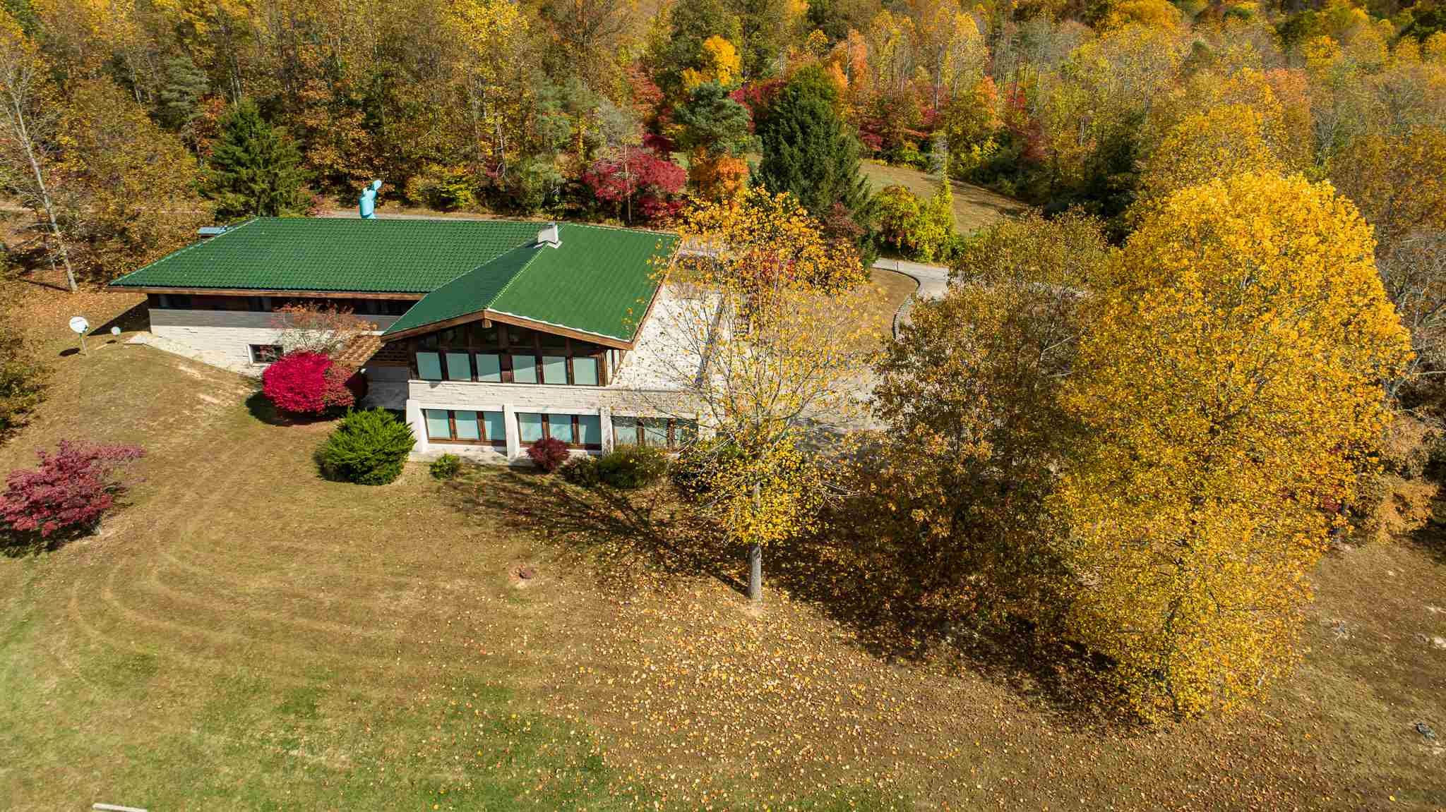 1170 Clay Lick Road Nashville, IN 47448 - Photo 3 of 34 Gallery Image 3