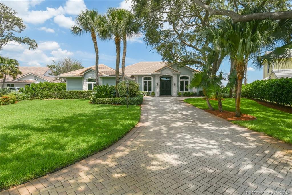 18797 Southeast River Ridge Road Jupiter, FL 33469 - Photo 8 of 72 Gallery Image 8