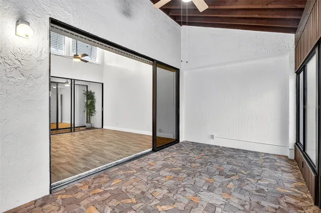 a view of a large window with an outdoor space