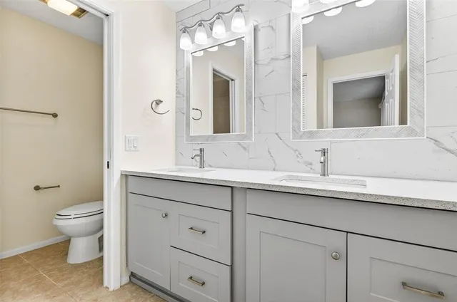 a view of an entryway