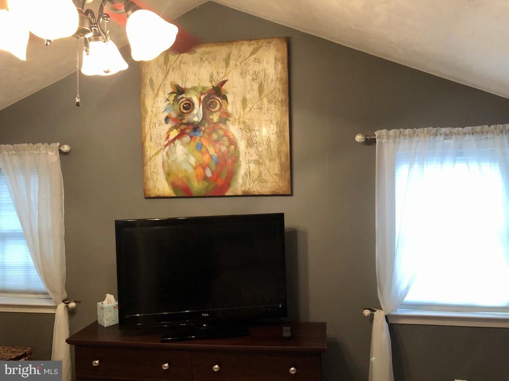 675 Winterstown Road Red Lion, PA 17356 - Photo 17 of 25