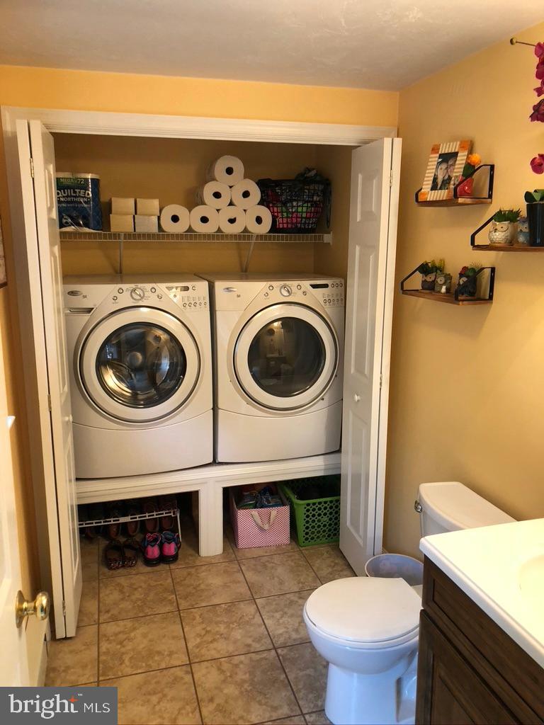 675 Winterstown Road Red Lion, PA 17356 - Photo 10 of 25