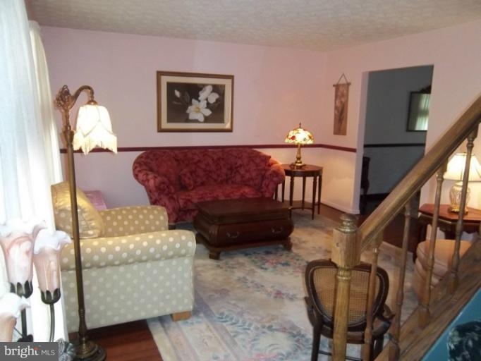 9328 Ramblebrook Road Nottingham, MD 21236 - Photo 23 of 28 Living Room