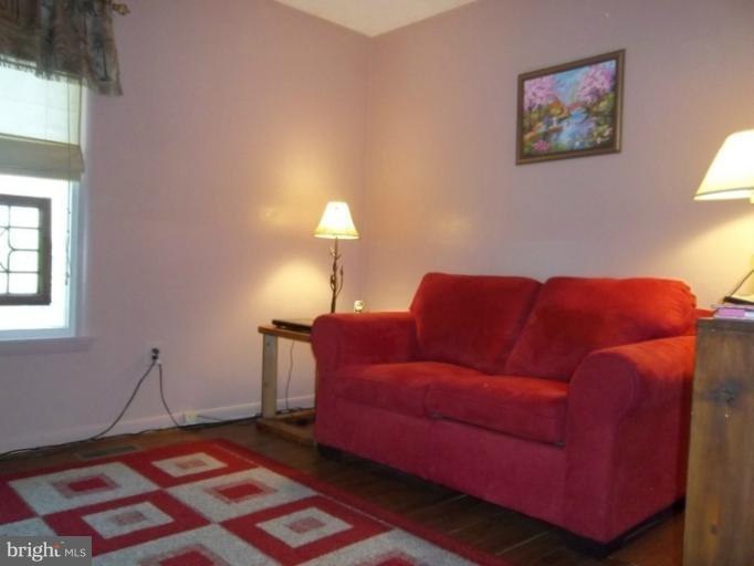 9328 Ramblebrook Road Nottingham, MD 21236 - Photo 27 of 28 Bedroom
