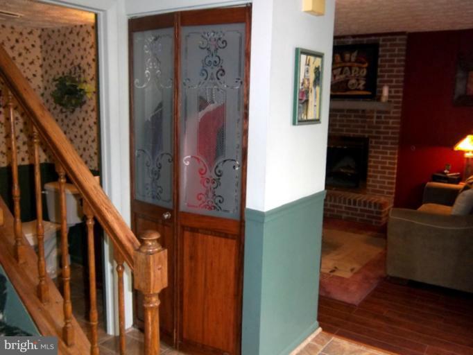 9328 Ramblebrook Road Nottingham, MD 21236 - Photo 8 of 28 Interior (General)