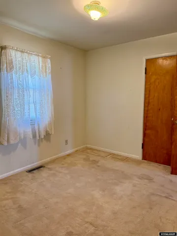 $180,000 | 1304 Howell Avenue, Worland, WY 82401