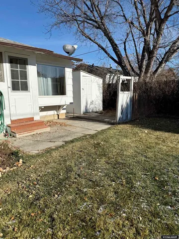 $180,000 | 1304 Howell Avenue, Worland, WY 82401