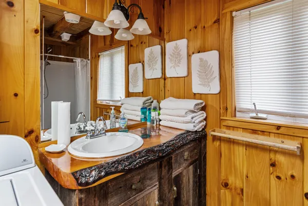 $389,000 | 32 Dewing Road, Franklin, VT 05457